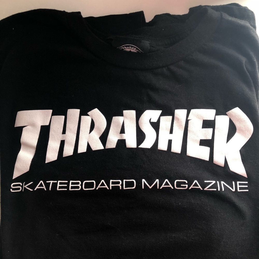 Thrasher MENS small shirt